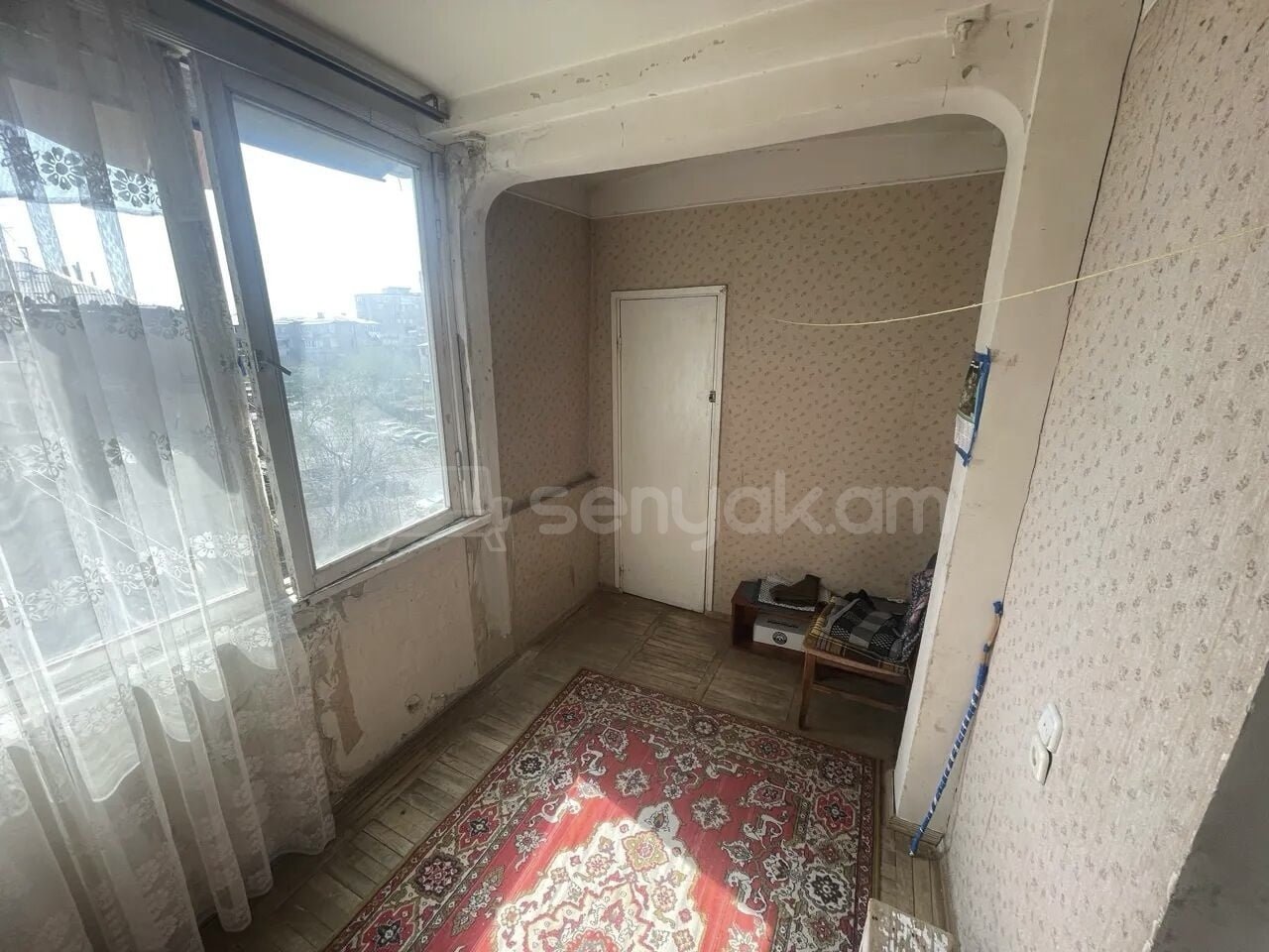 2 Սենյականոց Բնակարան Քարե Շենքում, 48քմ, 4/5 հարկ, Պետական Վիճակում