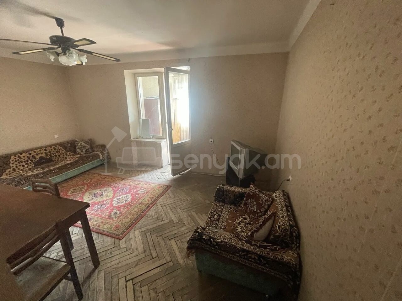 2 Սենյականոց Բնակարան Քարե Շենքում, 48քմ, 4/5 հարկ, Պետական Վիճակում
