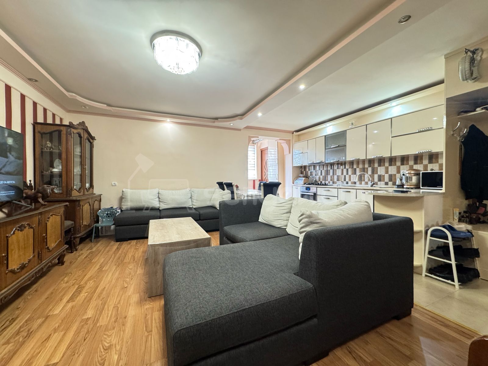 3 Սենյականոց Բնակարան, 60քմ, 3/4 հարկ, Կապիտալ Վերանորոգված