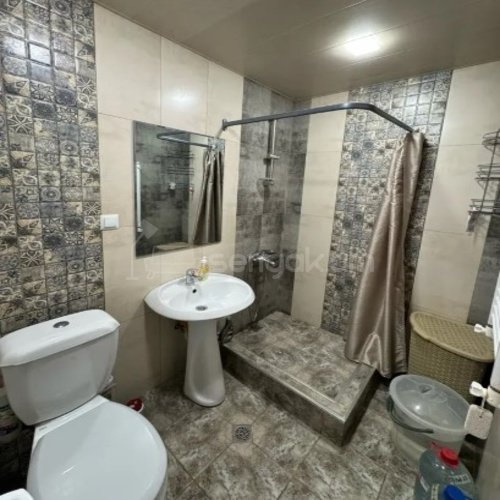 2 Սենյականոց Բնակարան Քարե Շենքում, 57քմ, 5/5 հարկ, Կապիտալ Վերանորոգված, Կահավորված, Արևկող