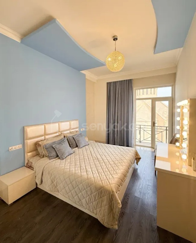 3 Սենյականոց Բնակարան, 90քմ, 7/9 հարկ, Դիզայներական Վերանորոգված, Կահավորված, Արևկող