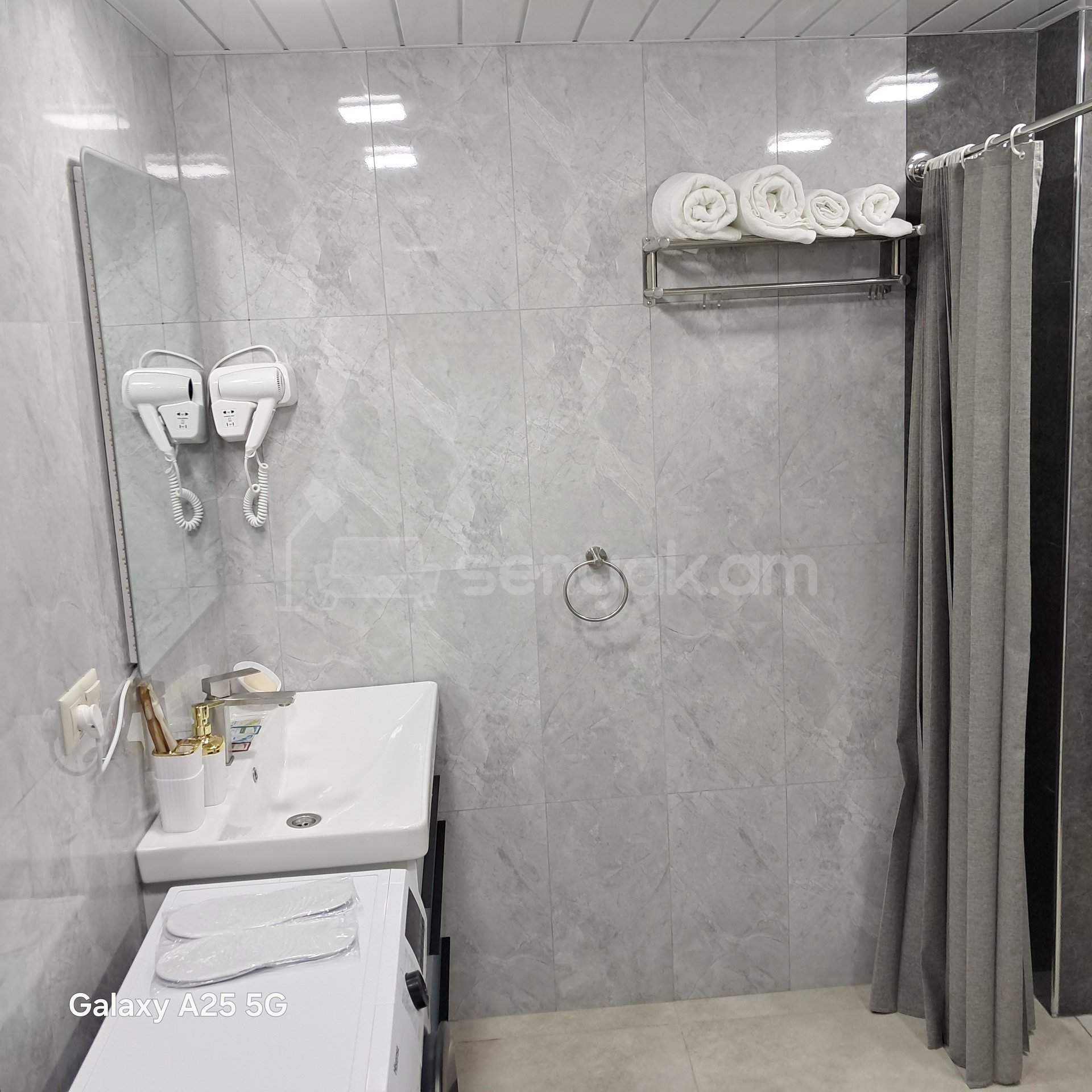 2 Սենյականոց Բնակարան Նորակառույցում, 60քմ, 3/8 հարկ, Դիզայներական Վերանորոգված