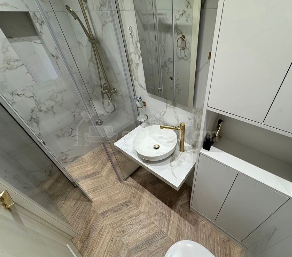 3 Սենյականոց Բնակարան Քարե Շենքում, 60քմ, 4/4 հարկ, Դիզայներական Վերանորոգված, Կահավորված, Արևկող