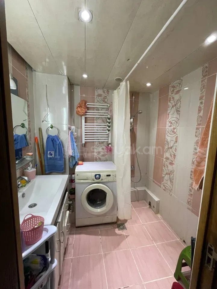 3 Սենյականոց Բնակարան, 95քմ, 9/9 հարկ, Նորմալ Վիճակում