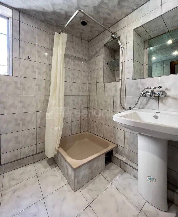 2 Սենյականոց Բնակարան, 60քմ, 2/10 հարկ, Դիզայներական Վերանորոգված, Կահավորված, Արևկող