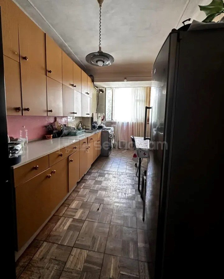 2 Սենյականոց Բնակարան, 65քմ, 3/9 հարկ, Պետական Վիճակում