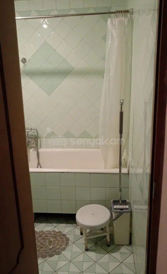 3 Սենյականոց Բնակարան, 82քմ, 3/9 հարկ, Կապիտալ Վերանորոգված, Կահավորված, Արևկող