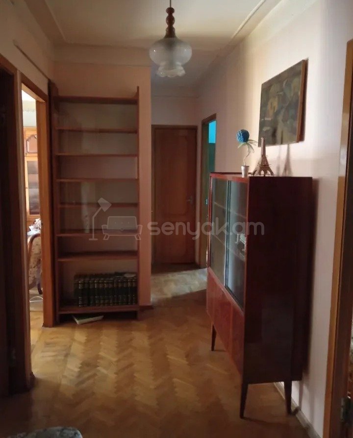 3 Սենյականոց Բնակարան, 82քմ, 3/9 հարկ, Կապիտալ Վերանորոգված, Կահավորված, Արևկող