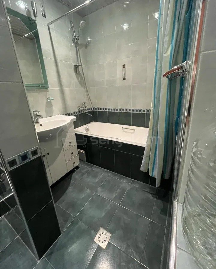 2 Սենյականոց Բնակարան, 67քմ, 4/9 հարկ, Կապիտալ Վերանորոգված, Կահավորված