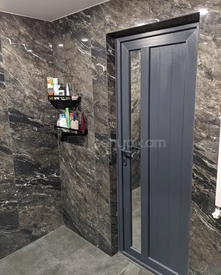 1 Սենյականոց Բնակարան, 35քմ, 8/9 հարկ, Կապիտալ Վերանորոգված