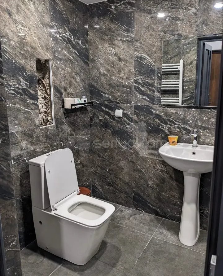 1 Սենյականոց Բնակարան, 35քմ, 8/9 հարկ, Կապիտալ Վերանորոգված