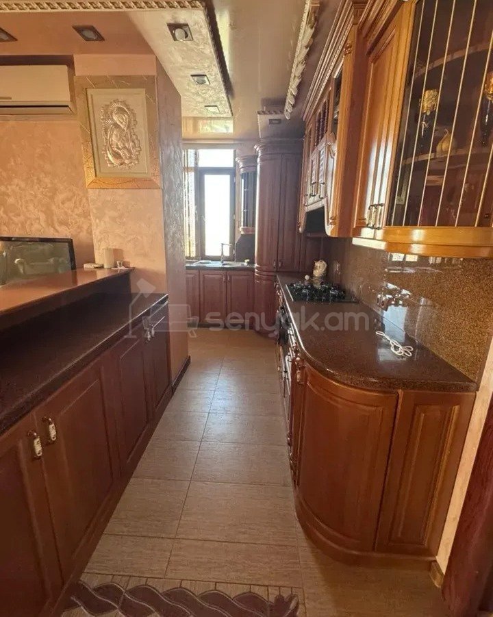 3 Սենյականոց Բնակարան Նորակառույցում, 99քմ, 9/13 հարկ, Կապիտալ Վերանորոգված