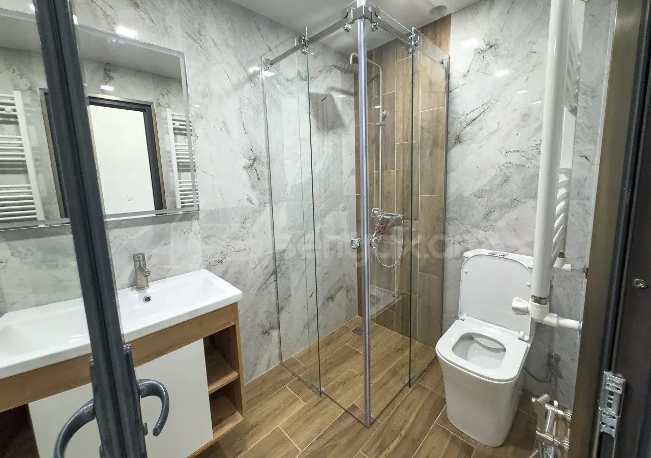 2 Սենյականոց Բնակարան Քարե Շենքում, 48քմ, 3/4 հարկ, Կապիտալ Վերանորոգված