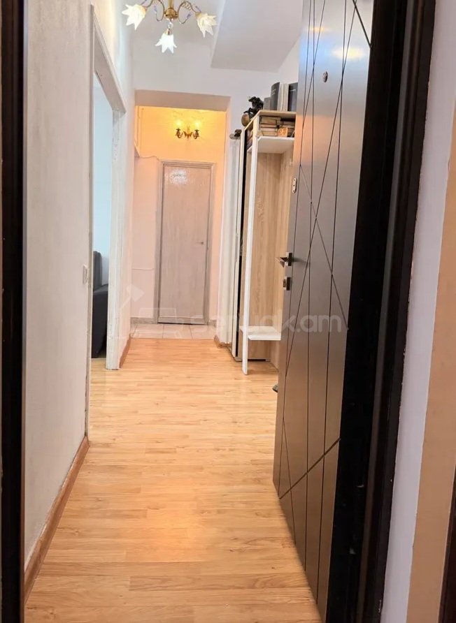 2 Սենյականոց Բնակարան, 70քմ, 8/9 հարկ, Նորմալ Վիճակում