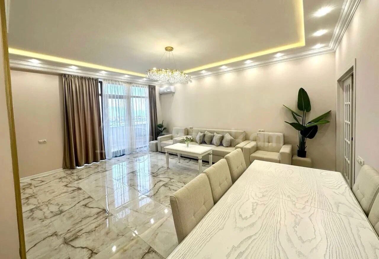 3 Սենյականոց Բնակարան Նորակառույցում, 120քմ, 13/14 հարկ, Դիզայներական Վերանորոգված, Կահավորված, Արևկող