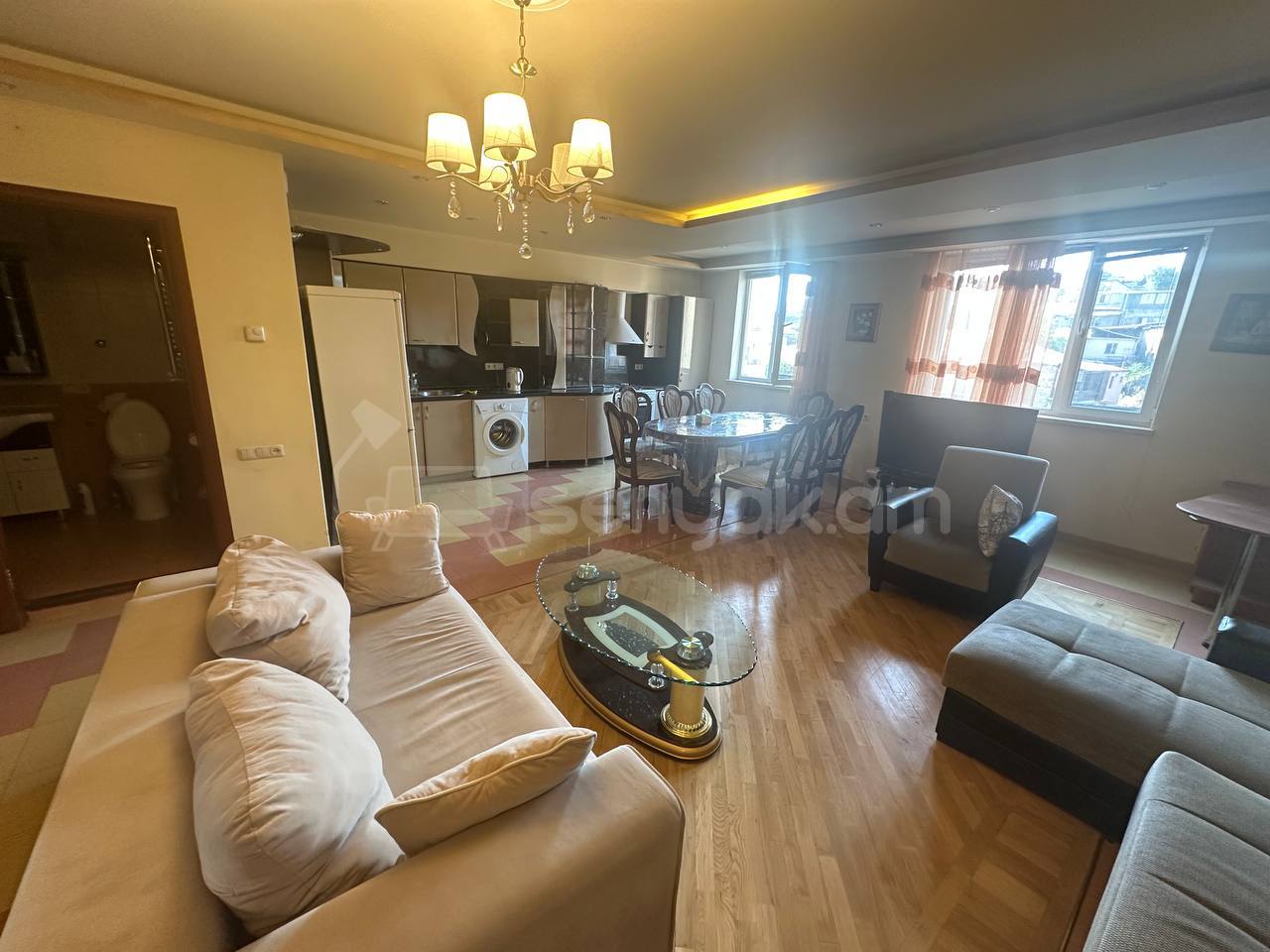 2 Սենյականոց Բնակարան, 65քմ, 7/9 հարկ, Նորմալ Վիճակում, Կահավորված, Արևկող