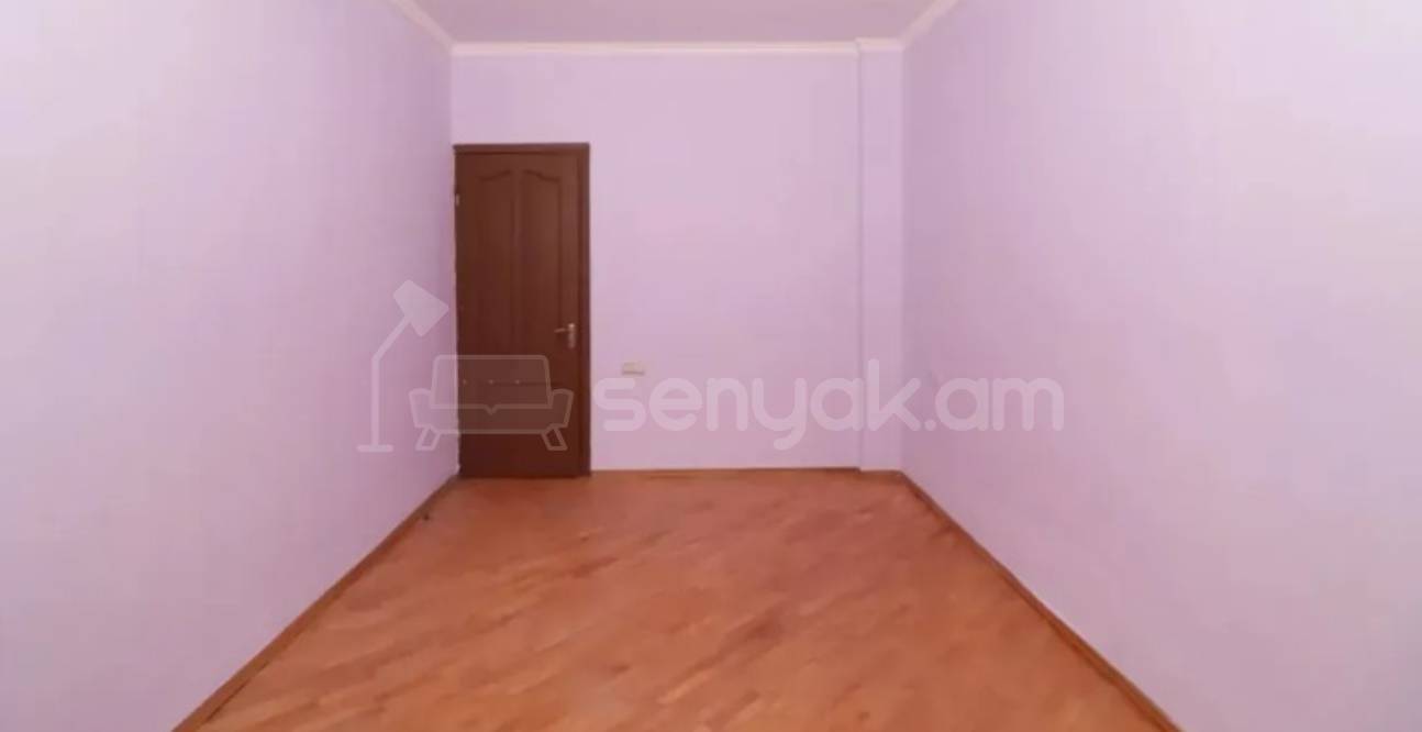 7 Սենյականոց Բնակարան Քարե Շենքում, 180քմ, 3/3 հարկ, Կոսմետիկ Վերանորոգված