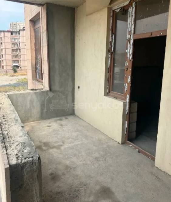 3 Սենյականոց Բնակարան Նորակառույցում, 103քմ, 4/12 հարկ, Պետական Վիճակում