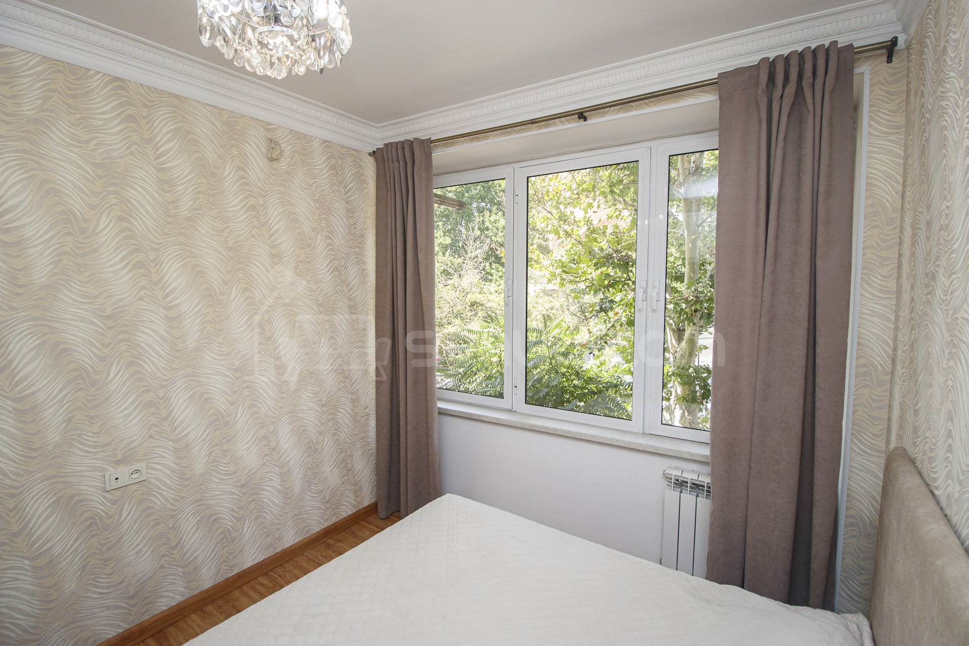 2 Սենյականոց Բնակարան Քարե Շենքում, 40քմ, 2/5 հարկ, Կապիտալ Վերանորոգված, Կահավորված, Արևկող