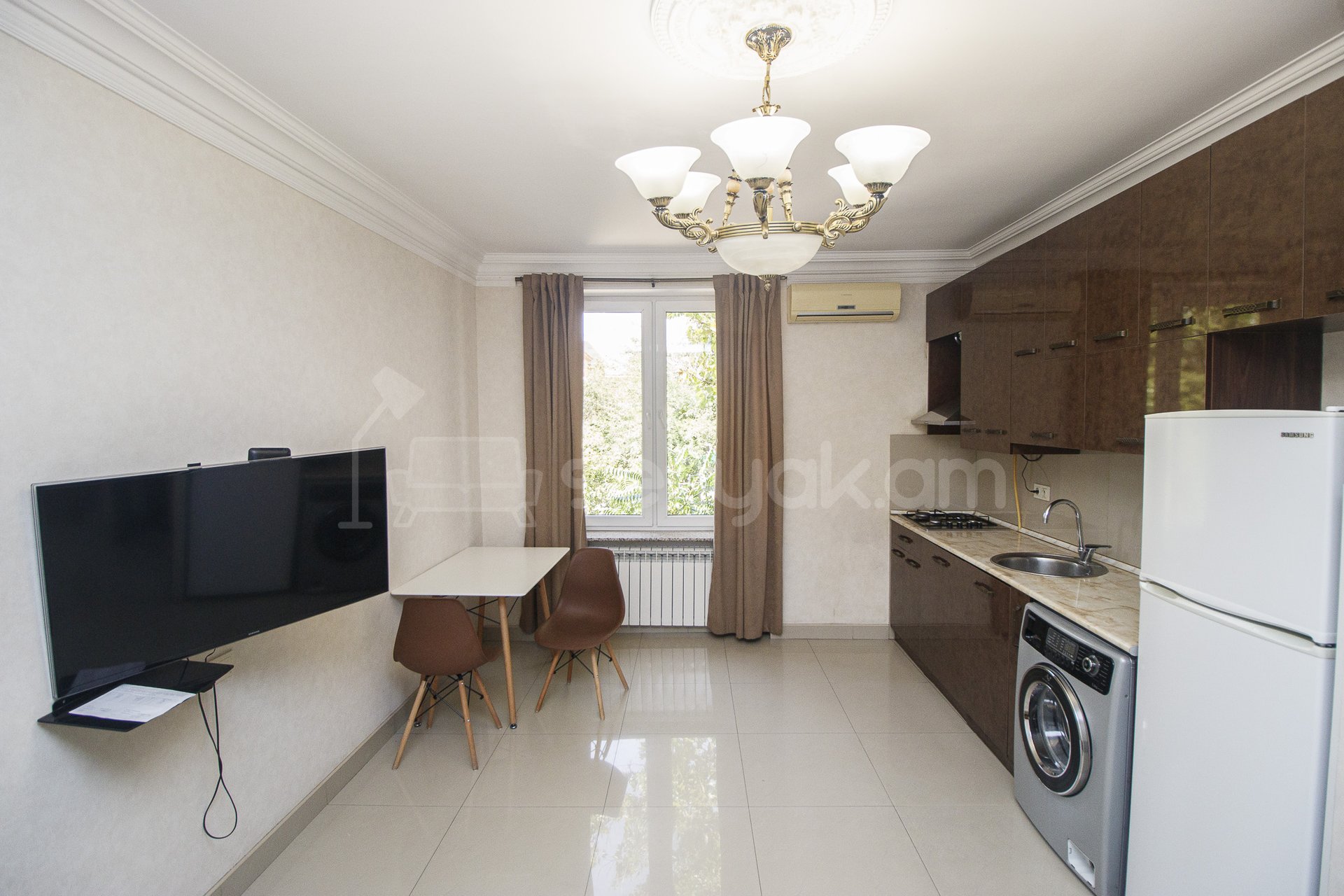 2 Սենյականոց Բնակարան Քարե Շենքում, 40քմ, 2/5 հարկ, Կապիտալ Վերանորոգված, Կահավորված, Արևկող