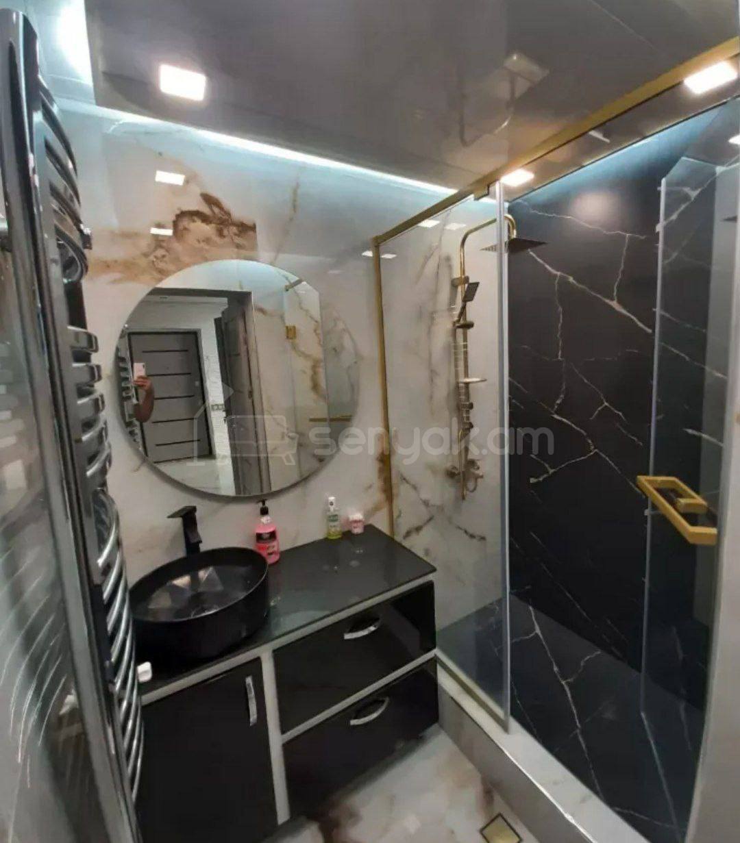 3 Սենյականոց Բնակարան, 83քմ, 1/9 հարկ, Դիզայներական Վերանորոգված, Կահավորված, Արևկող