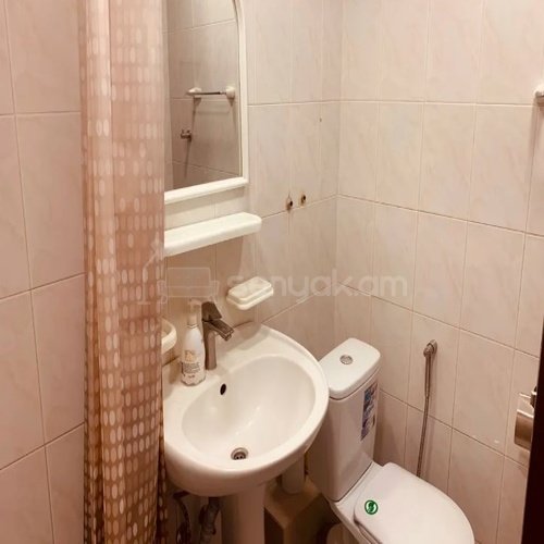 2 Սենյականոց Բնակարան, 43քմ, 7/9 հարկ, Կապիտալ Վերանորոգված, Կահավորված, Արևկող