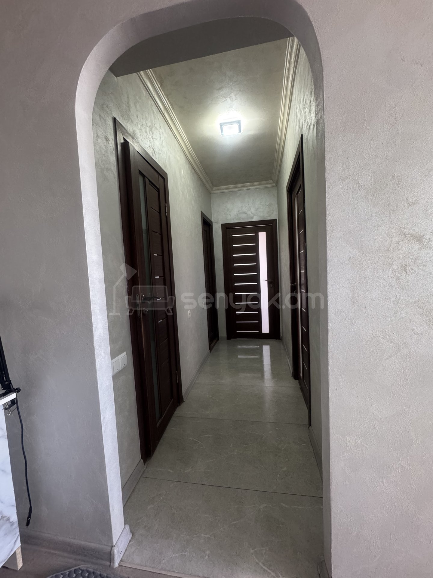 3 Սենյականոց Բնակարան, 85քմ, 10/12 հարկ, Կոսմետիկ Վերանորոգված