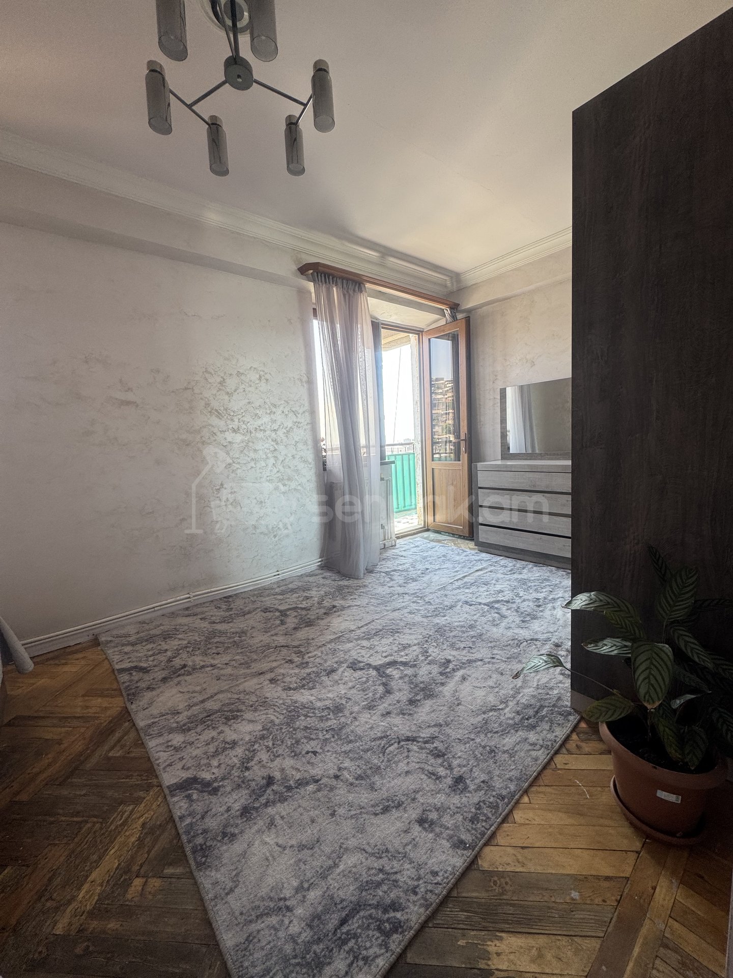 3 Սենյականոց Բնակարան, 85քմ, 10/12 հարկ, Կոսմետիկ Վերանորոգված