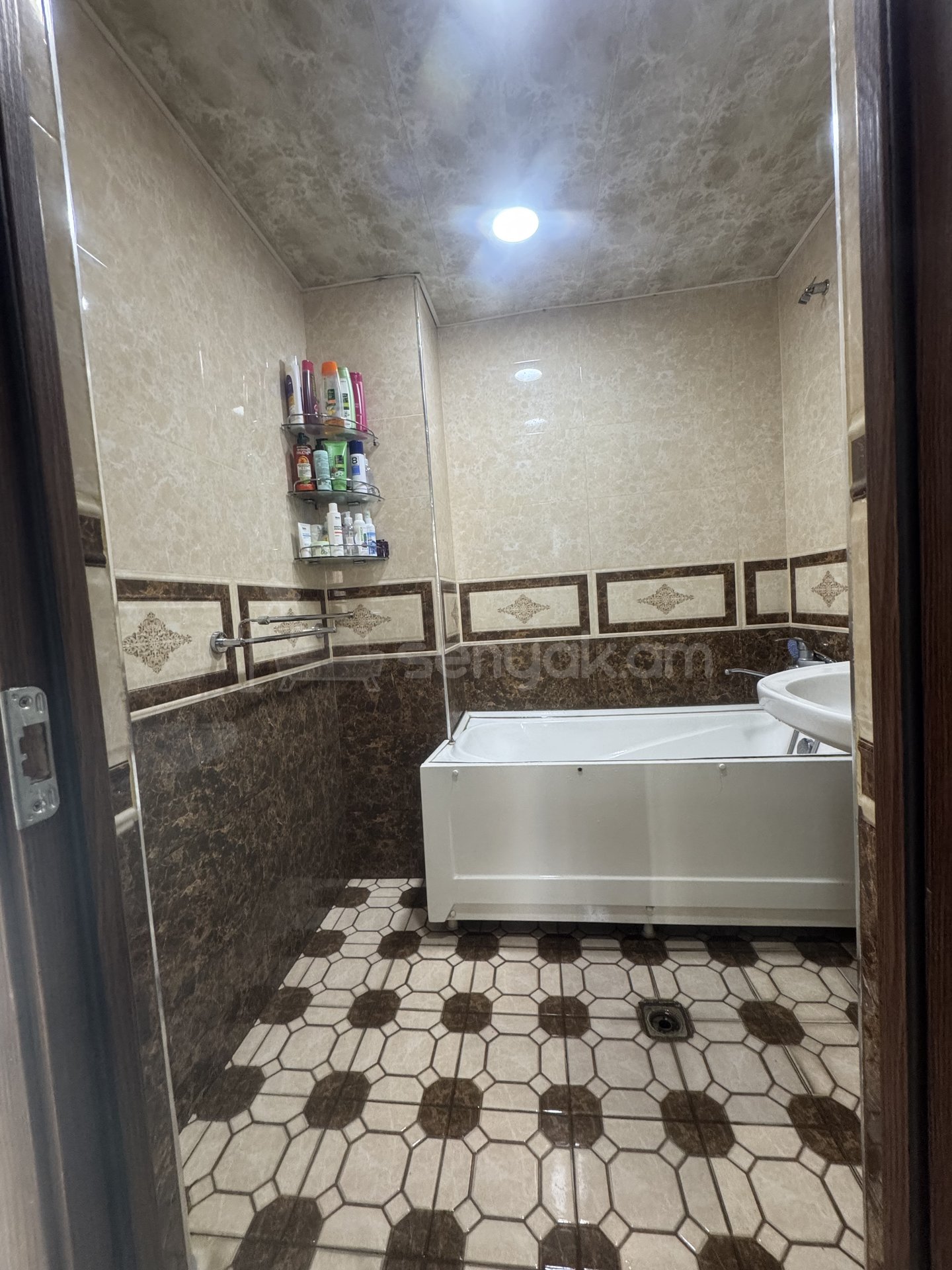 3 Սենյականոց Բնակարան, 85քմ, 10/12 հարկ, Կոսմետիկ Վերանորոգված