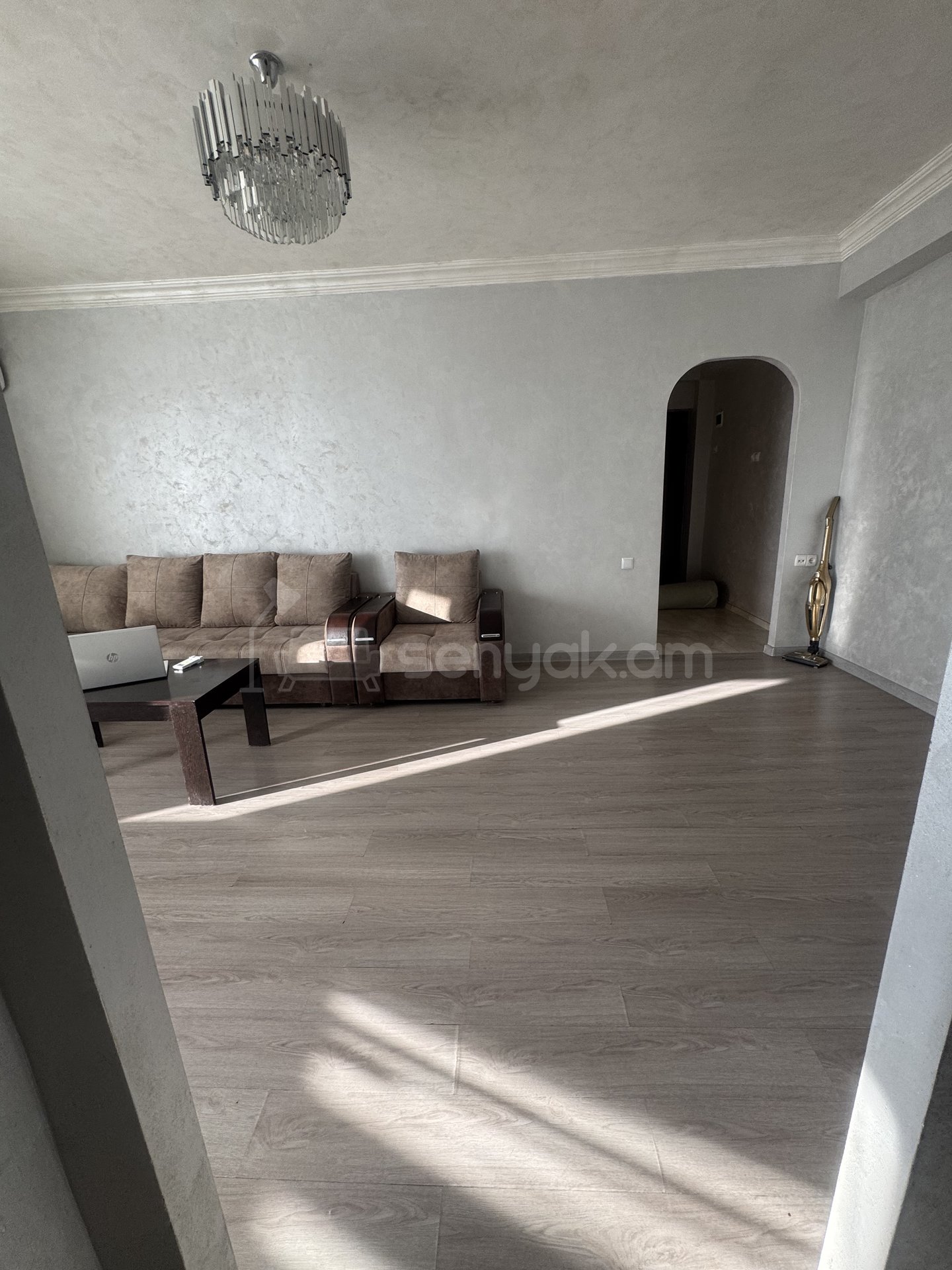 3 Սենյականոց Բնակարան, 85քմ, 10/12 հարկ, Կոսմետիկ Վերանորոգված