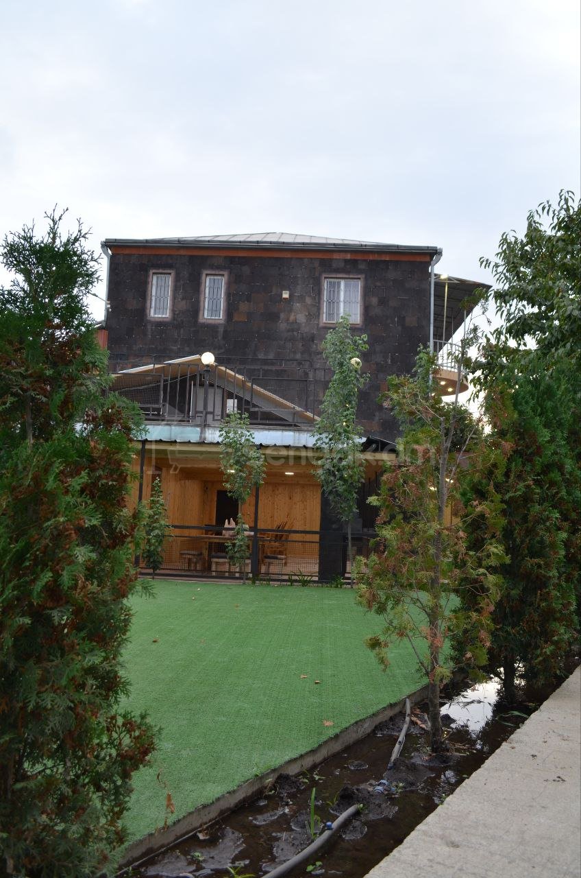 5 Սենյականոց Շքեղ Առանձնատուն, 350քմ, Լողավազանով