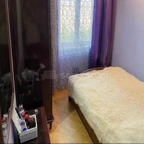 2 Սենյականոց Բնակարան Քարե Շենքում, 44քմ, 4/4 հարկ, Կապիտալ Վերանորոգված, Կահավորված, Արևկող