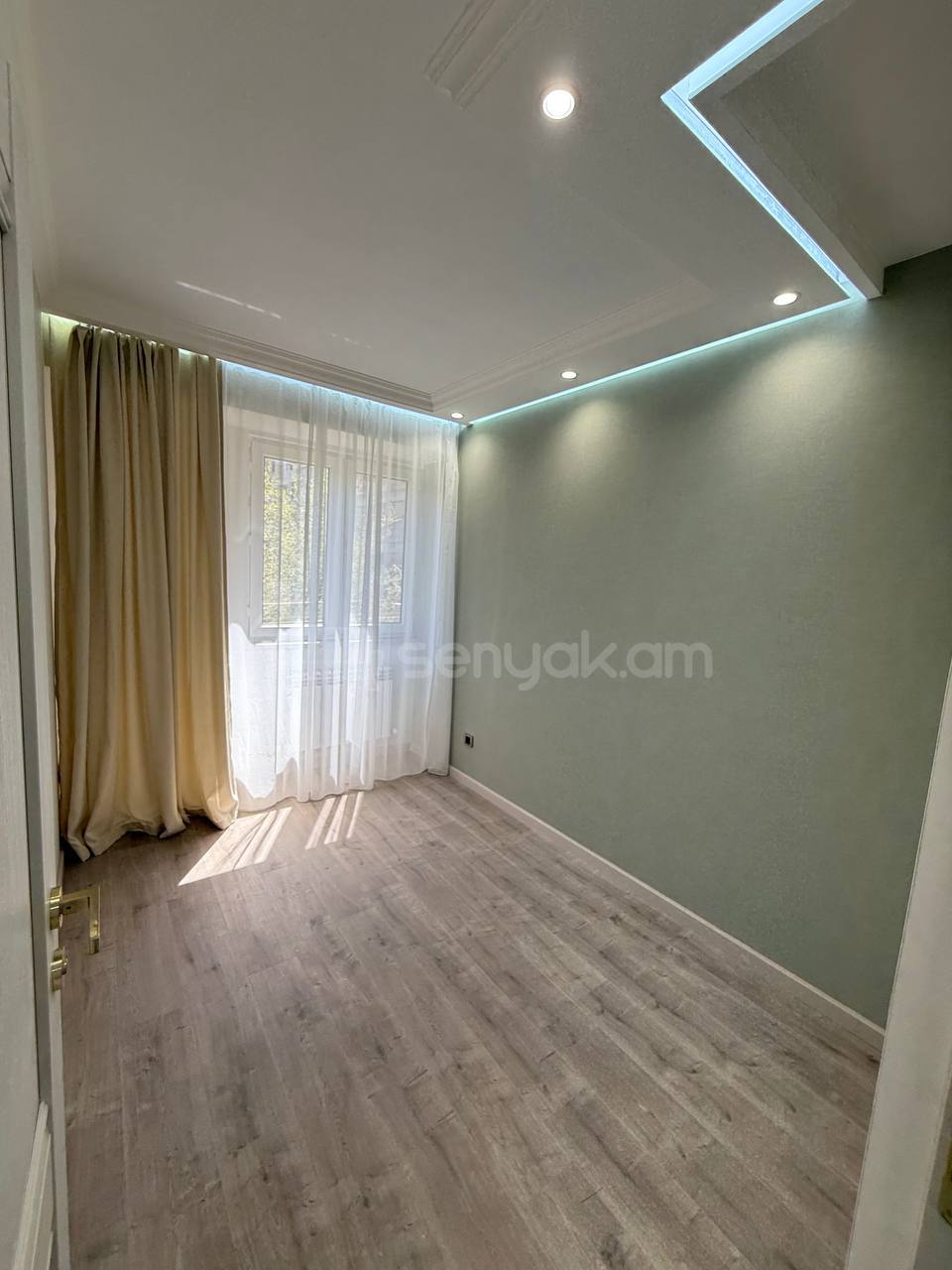 4 Սենյականոց Բնակարան, 88քմ, 2/14 հարկ, Դիզայներական Վերանորոգված