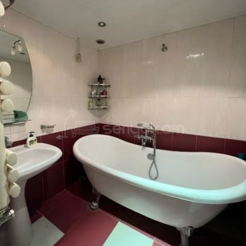 3 Սենյականոց Բնակարան, 80քմ, 6/9 հարկ, Կապիտալ Վերանորոգված, Կահավորված, Արևկող