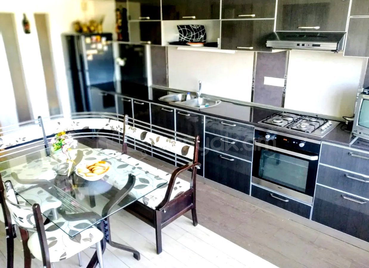 4 Սենյականոց Բնակարան, 105քմ, 3/4 հարկ, Դիզայներական Վերանորոգված