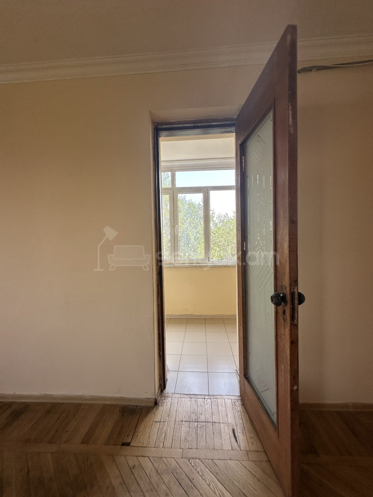 2 Սենյականոց Բնակարան Քարե Շենքում, 52քմ, 3/5 հարկ, Կապիտալ Վերանորոգված