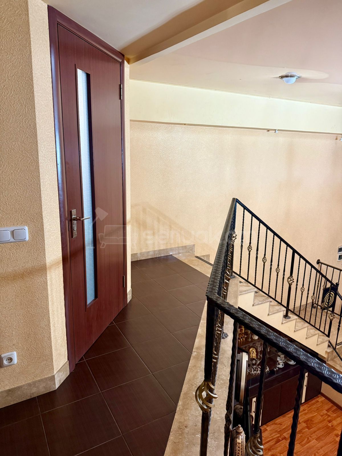 4 Սենյականոց Բնակարան, 105քմ, 2/4 հարկ, Կապիտալ Վերանորոգված