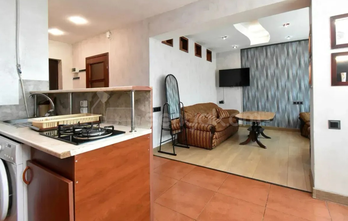 2 Սենյականոց Բնակարան, 40քմ, 2/12 հարկ, Կապիտալ Վերանորոգված