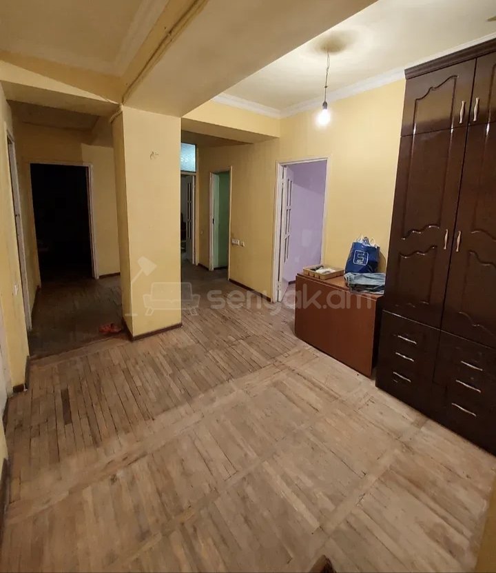 3 Սենյականոց Բնակարան, 56քմ, 4/14 հարկ, Նորմալ Վիճակում, Կահավորված, Արևկող