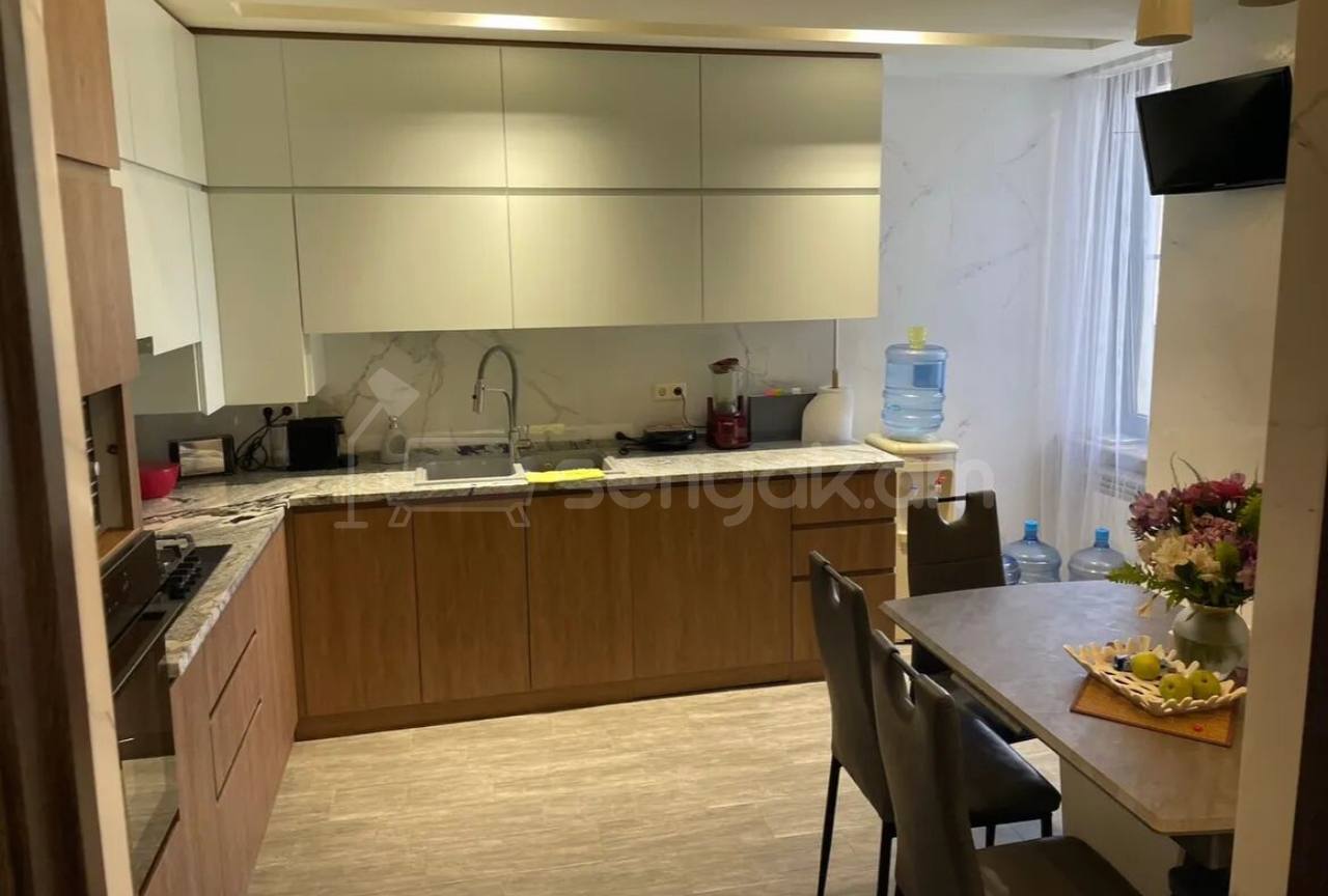 5 Սենյականոց Բնակարան Նորակառույցում, 153քմ, 12/14 հարկ, Դիզայներական Վերանորոգված, Կահավորված, Արևկող