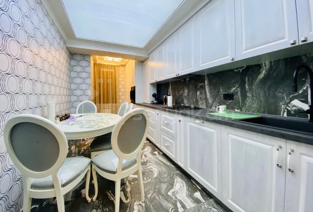 3 Սենյականոց Բնակարան, 88քմ, 4/12 հարկ, Կապիտալ Վերանորոգված