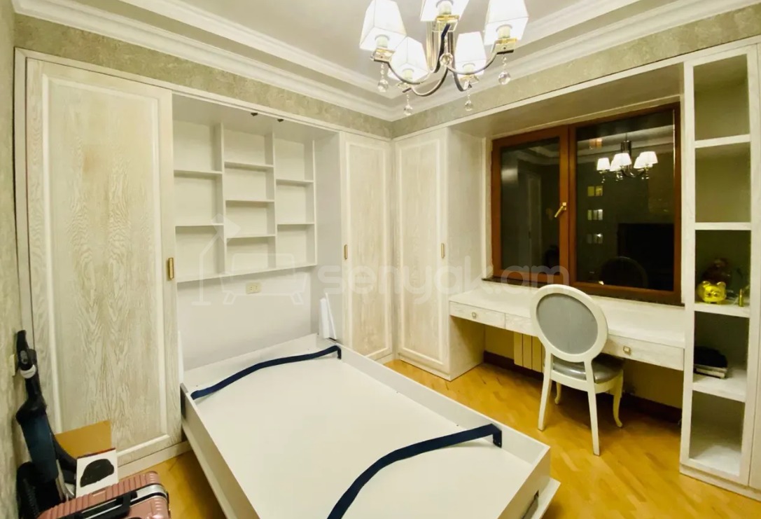 3 Սենյականոց Բնակարան, 88քմ, 4/12 հարկ, Կապիտալ Վերանորոգված