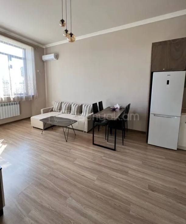 3 Սենյականոց Բնակարան Նորակառույցում, 75քմ, 2/16 հարկ, Կապիտալ Վերանորոգված