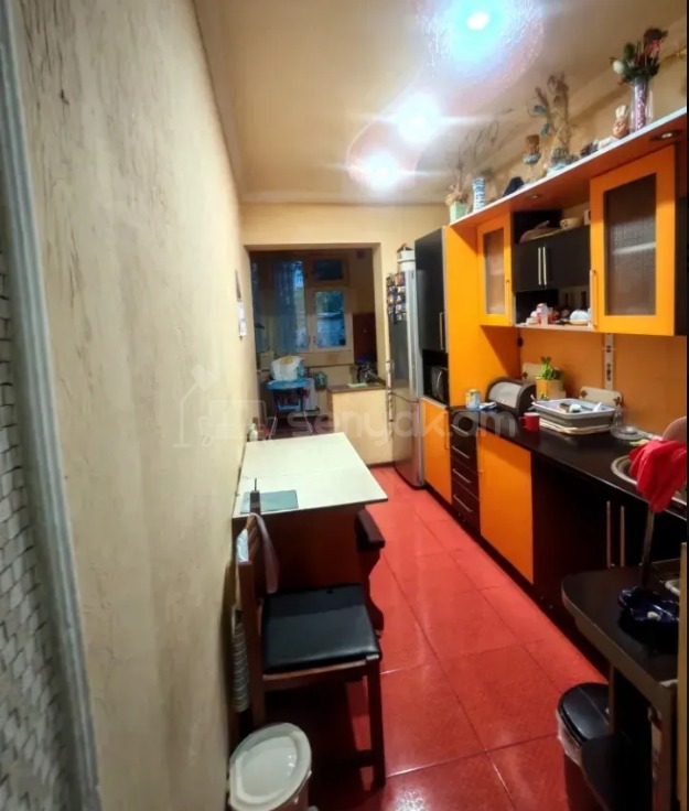 4 Սենյականոց Բնակարան, 93քմ, 2/9 հարկ, Կոսմետիկ Վերանորոգված