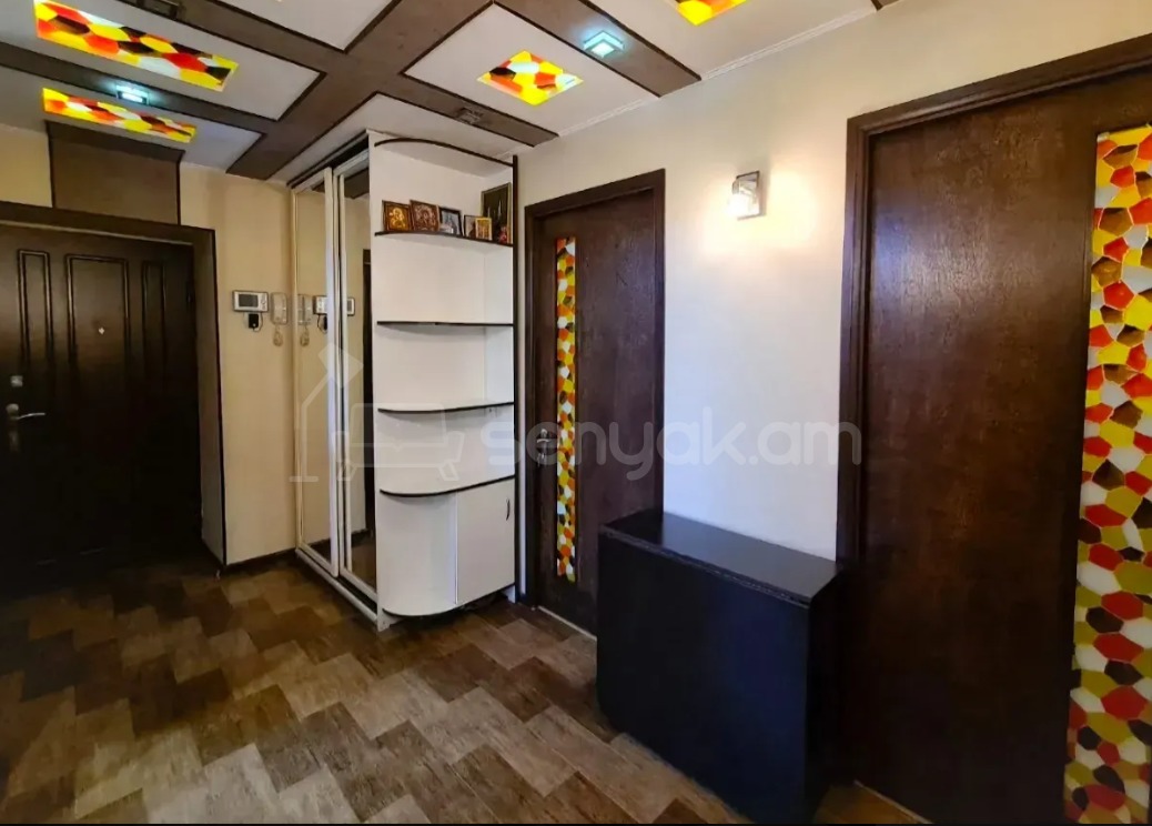 4 Սենյականոց Բնակարան, 93քմ, 3/9 հարկ, Դիզայներական Վերանորոգված