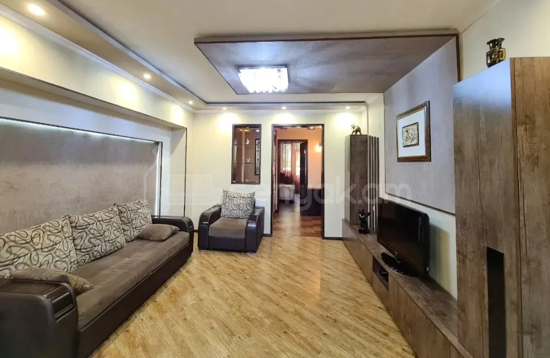 4 Սենյականոց Բնակարան, 93քմ, 3/9 հարկ, Դիզայներական Վերանորոգված