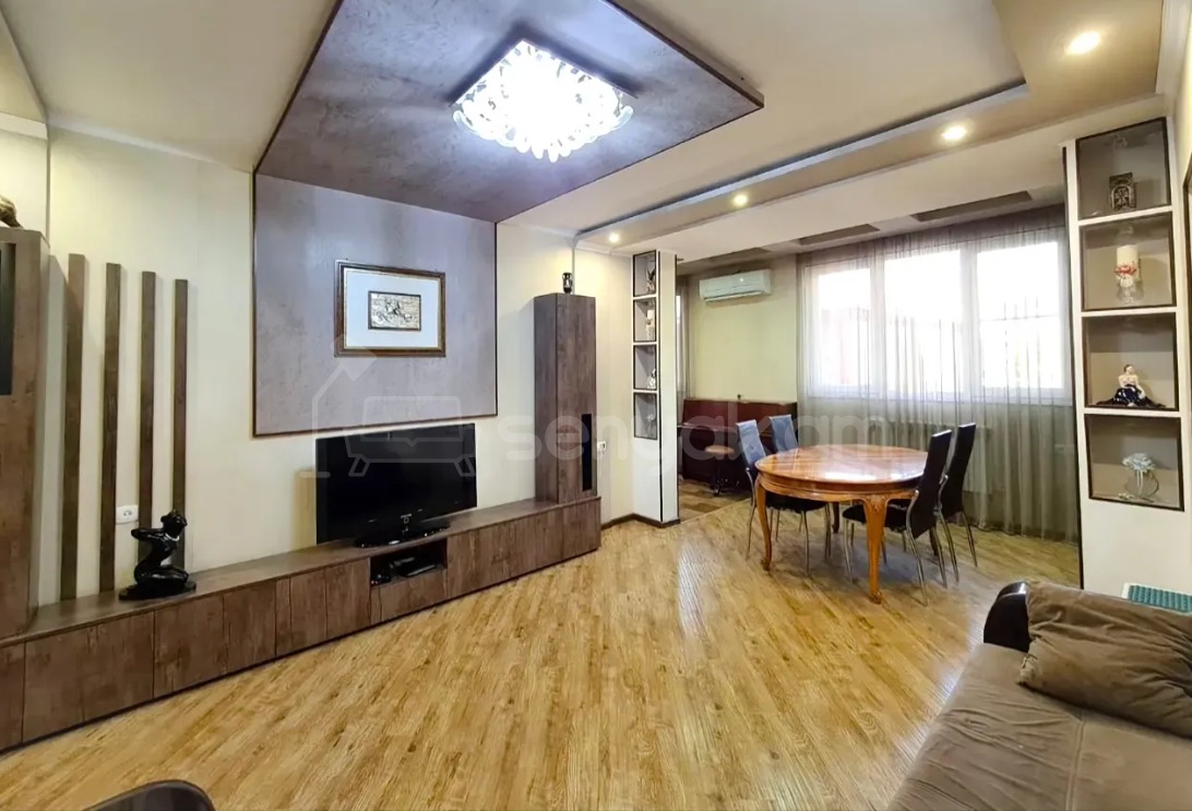 4 Սենյականոց Բնակարան, 93քմ, 3/9 հարկ, Դիզայներական Վերանորոգված