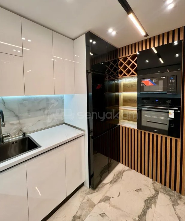 3 Սենյականոց Բնակարան Քարե Շենքում, 70քմ, 1/5 հարկ, Դիզայներական Վերանորոգված
