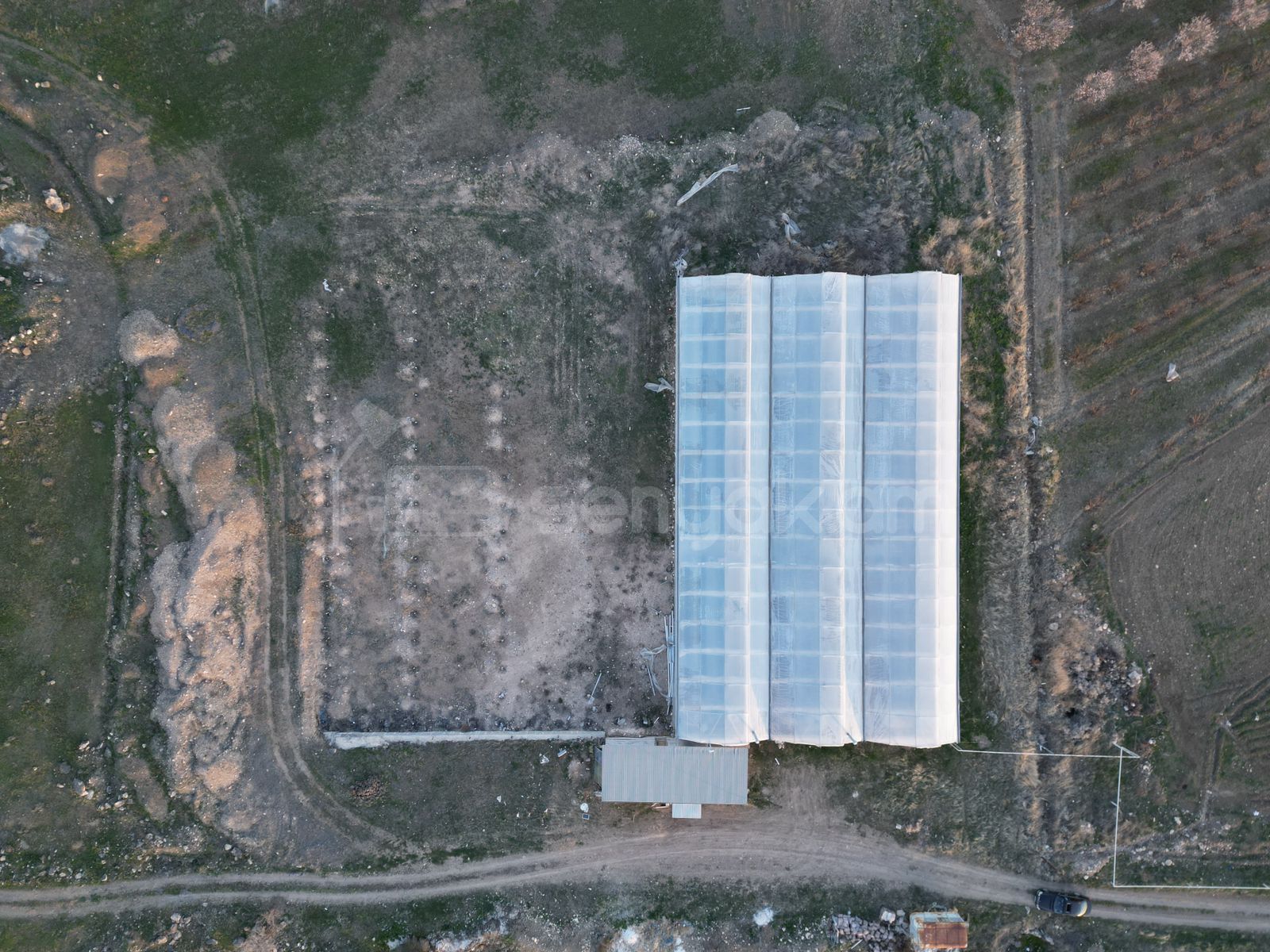 Կոմերցիոն Տարածք, 1000քմ