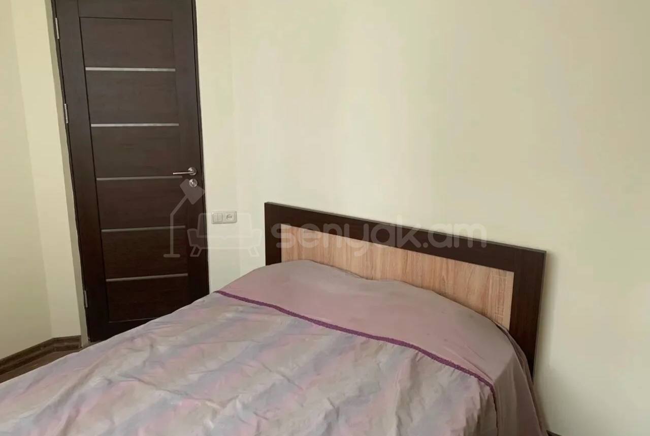 2 Սենյականոց Բնակարան, 43քմ, 7/9 հարկ, Կապիտալ Վերանորոգված, Կահավորված, Արևկող